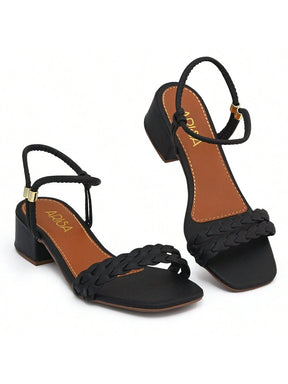 Sandália Malu Caramelo Salto Médio Bloco Bico Quadrado