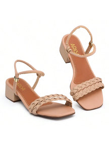 Sandália Malu Caramelo Salto Médio Bloco Bico Quadrado