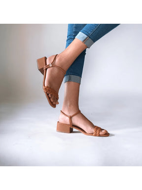 Sandália Salto Bloco Médio Baixo 4,5 Cm Confortável Para Dia A Dia Versátil Lançamento