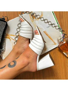 Tamanco Bella Branco Salto Alto Chunky Elegante