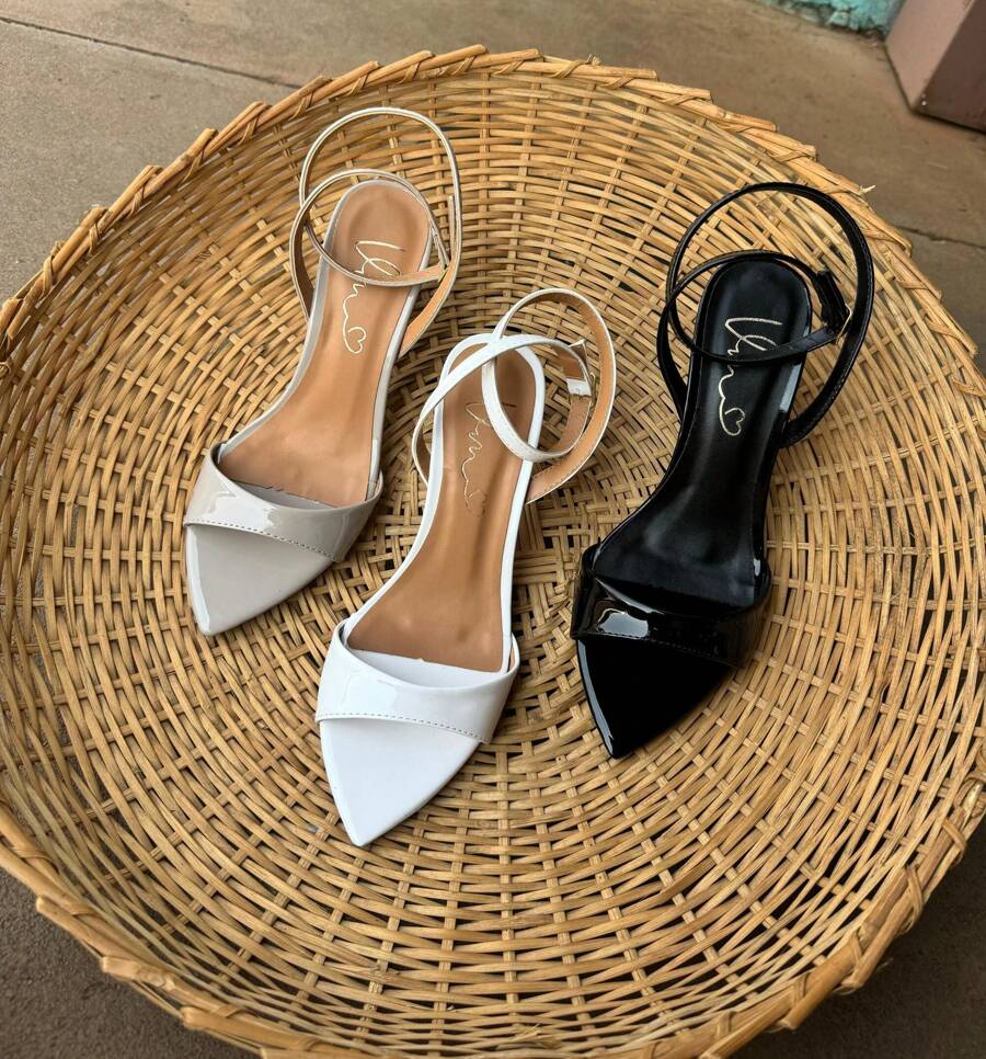 Eva Sandália Preto Salto Taça Bico Folha