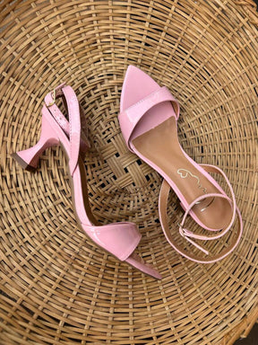 Eva Sandália Preto Salto Taça Bico Folha