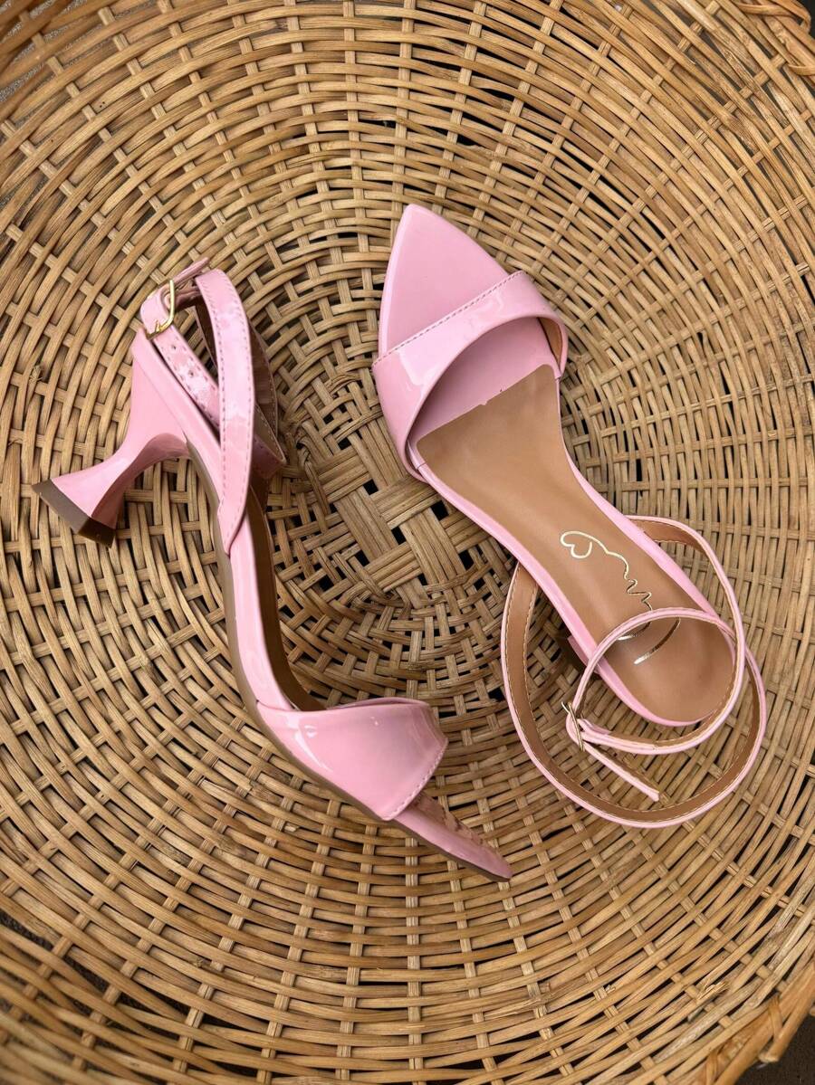 Eva Sandália Preto Salto Taça Bico Folha