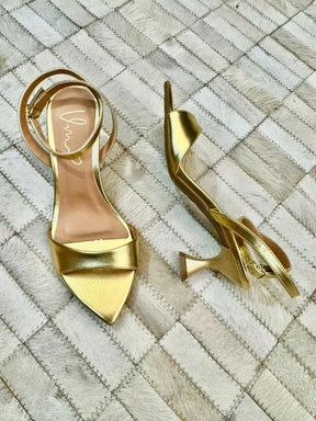 Eva Sandália Preto Salto Taça Bico Folha