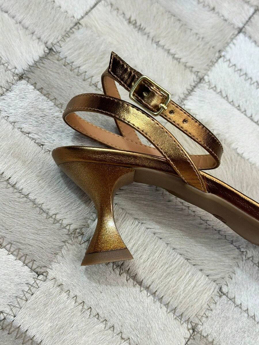 Eva Sandália Preto Salto Taça Bico Folha