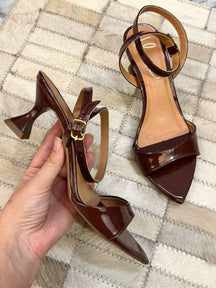 Eva Sandália Preto Salto Taça Bico Folha