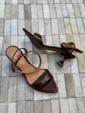 Eva Sandália Preto Salto Taça Bico Folha