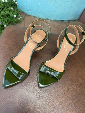 Eva Sandália Preto Salto Taça Bico Folha