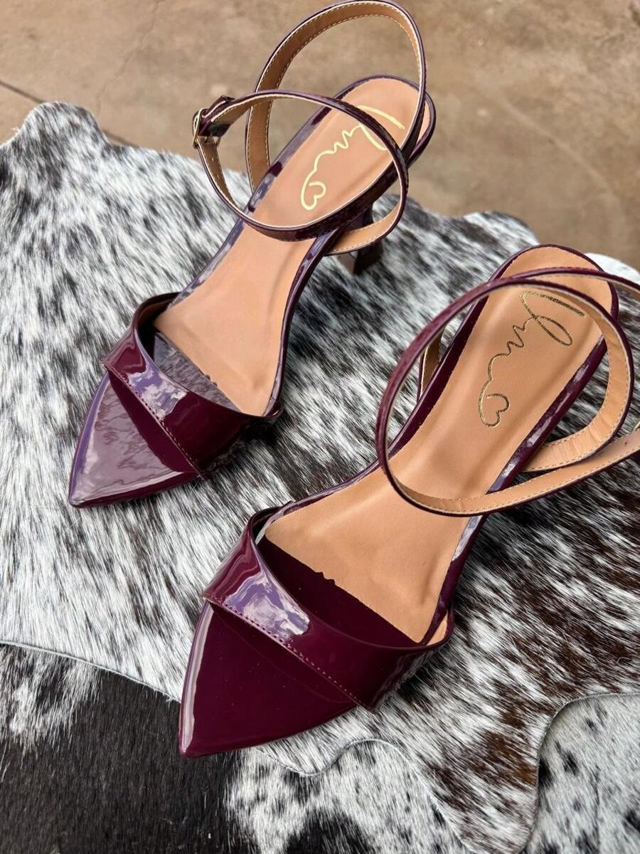 Eva Sandália Preto Salto Taça Bico Folha