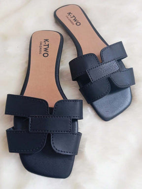 Rasteirinha Sandália Rasteira Flat H, Solado antiderrapante, confortável - K-two Calçados, Sandalia Feminina metalizada