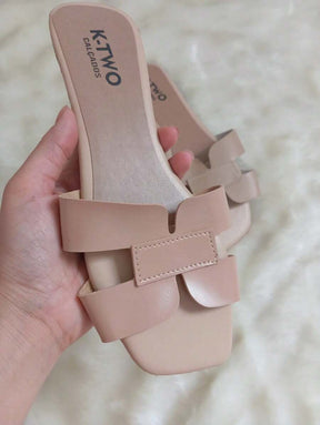 Rasteirinha Sandália Rasteira Flat H, Solado antiderrapante, confortável - K-two Calçados, Sandalia Feminina metalizada