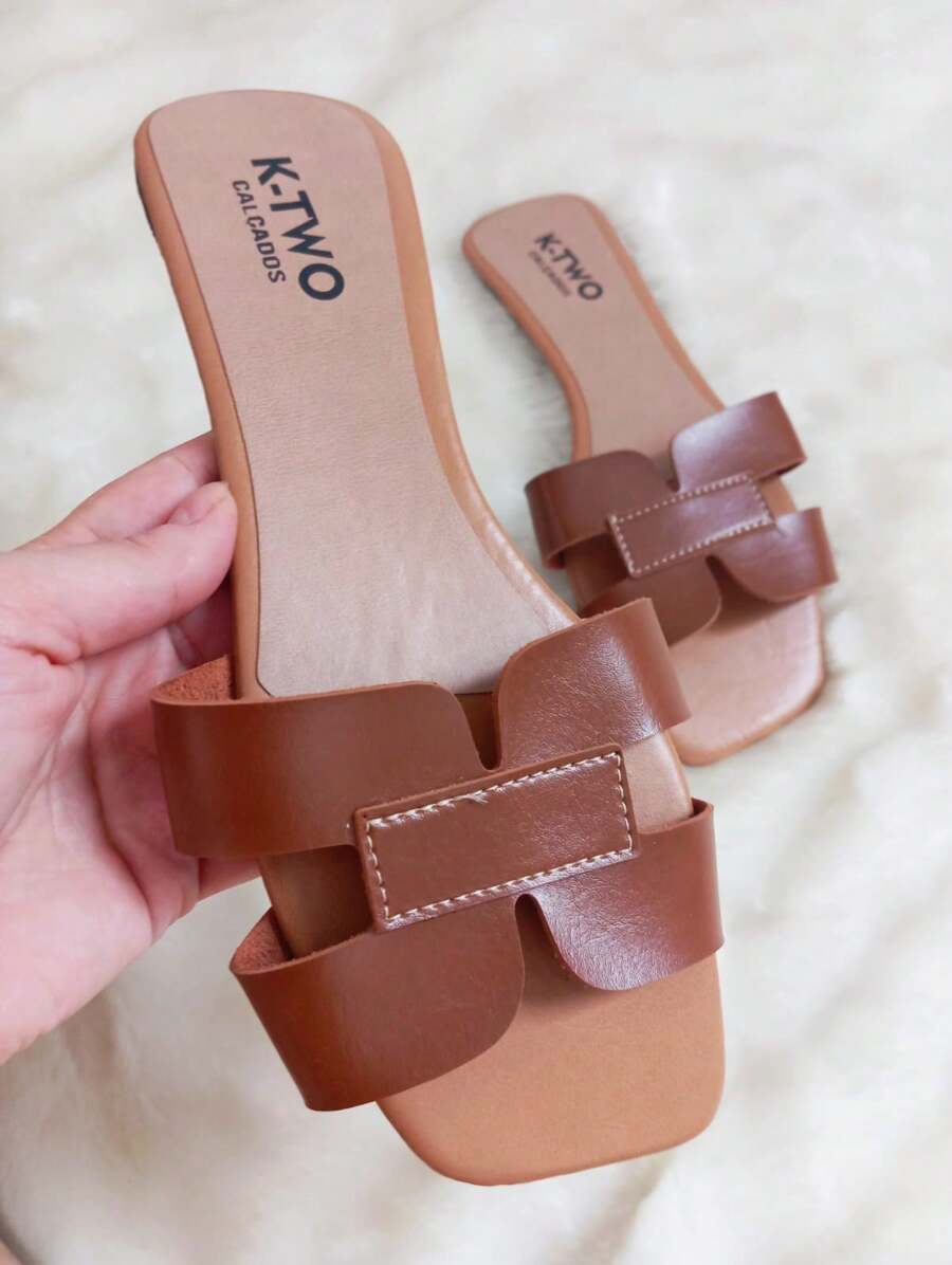 Rasteirinha Sandália Rasteira Flat H, Solado antiderrapante, confortável - K-two Calçados, Sandalia Feminina metalizada