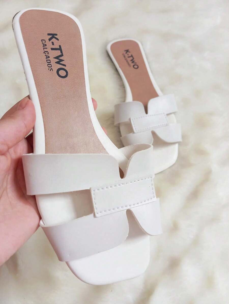 Rasteirinha Sandália Rasteira Flat H, Solado antiderrapante, confortável - K-two Calçados, Sandalia Feminina metalizada