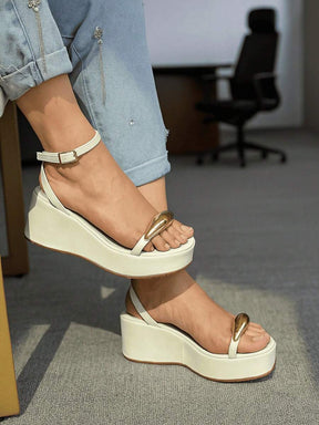 Sandália Feminina Anabela Confortável Promoção Nova Tendencia Blogueira tira finas