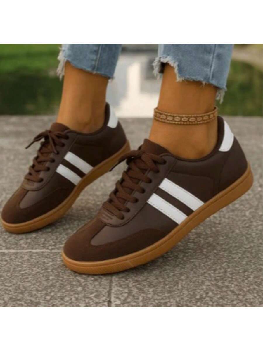 Tênis Feminino Causal Look Jovem Estilo Retrô – Moda Urbana e Descolada 2025 Tênis street colorido