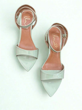 Eva Sandália Preto Salto Taça Bico Folha